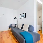 Apartamento Romantic Alfama Getaway *