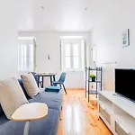Romantic Alfama Getaway Apartamento